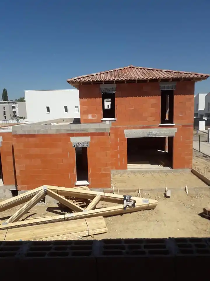pose-charpente-toiture-tuile